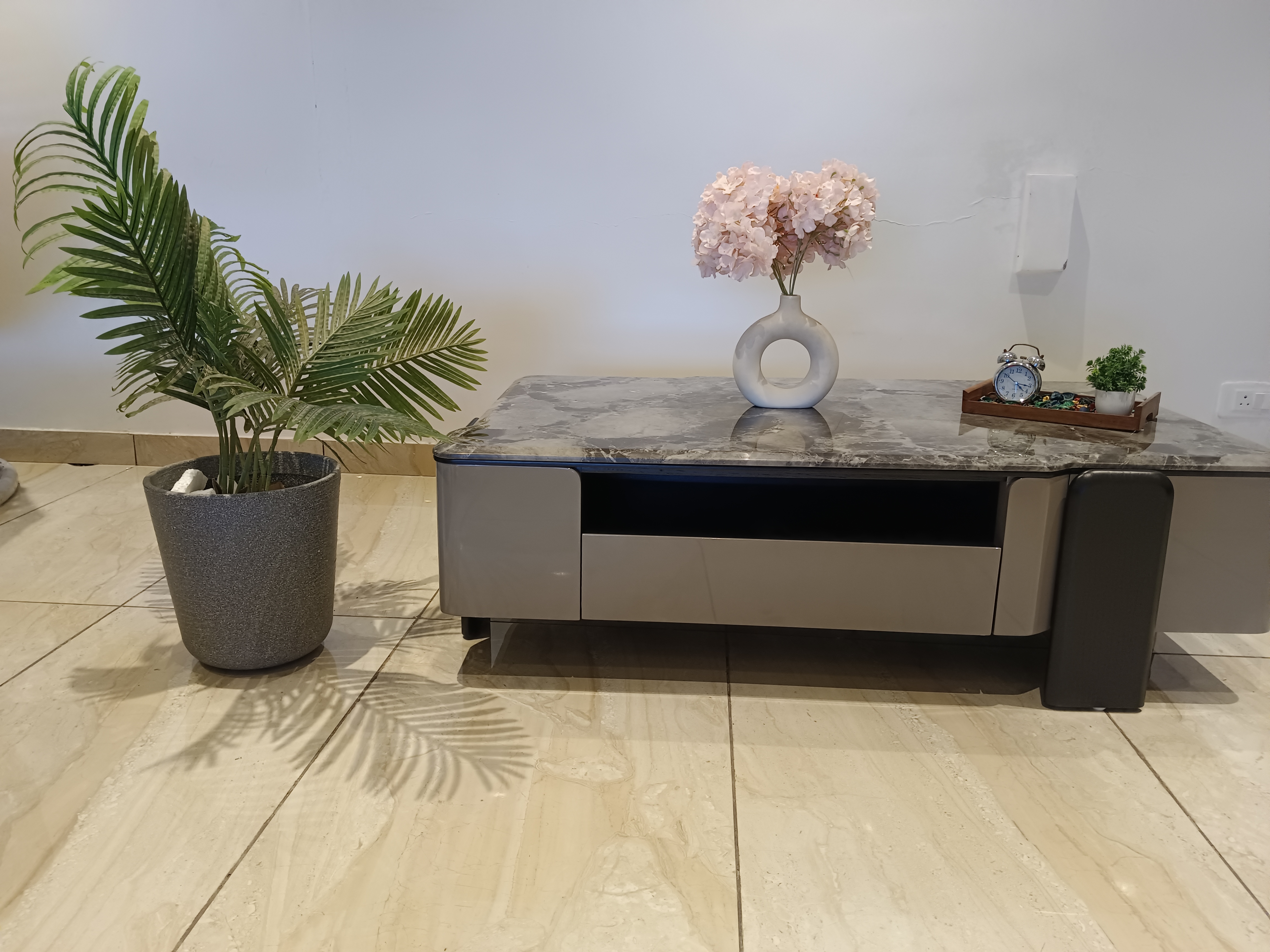 SaiKvr Furniture